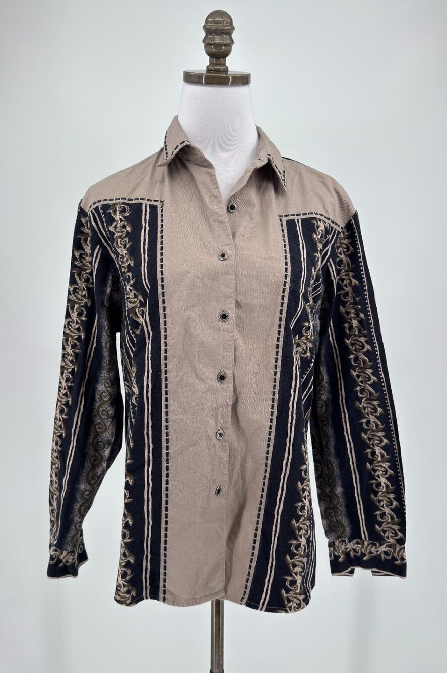 Vintage Wrangler Western Wear Womens Tan Paisley Collared Button Down Top
